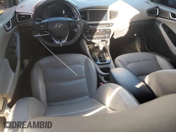 2017 Hyundai Ioniq Limited с VIN KMHC05LC8HU026474, выставлен на аукционе Copart как лот 74889823 с пробегом 94 716 миль миль и . История ставок и продаж доступна на DreamBid. Изображение 8.