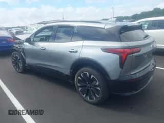 2024 Chevrolet Blazer EV eAWD RS z VIN 3GNKDCRJ4RS120701, wystawiony jako IAAI lot #42975624 z przebiegiem 15 391 mil mil oraz . Historia ofert i sprzedaży dostępna na DreamBid. Obrazek 3.