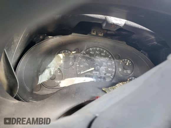 1998 Chevrolet Blazer with VIN 1GNDT13W0WK160186, listed as a Copart auction lot 63287735 with Not provided miles and Non repairable. Bid and sale history available at DreamBid. Image 9.