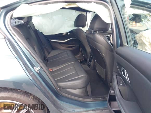 2020 BMW 3 Series 330i with VIN 3MW5R1J0XL8B39110, listed as a IAAI auction lot 43425538 with Not provided miles and . Bid and sale history available at DreamBid. Image 8.