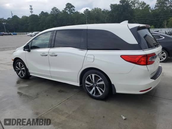 2018 Honda Odyssey Elite with VIN 5FNRL6H93JB111116, listed as a Copart auction lot 65964375 with 145,509 mi miles and Salvage title. Bid and sale history available at DreamBid. Image 2.
