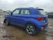 2022 Hyundai Venue Limited z VIN KMHRC8A32NU186416, wystawiony jako Copart lot #58872315 z przebiegiem 59 011 mil mil oraz Szkoda całkowita • Salvage title. Historia ofert i sprzedaży dostępna na DreamBid. Obrazek 2.