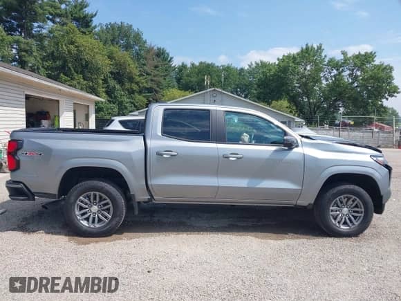 2024 Chevrolet Colorado 4WD LT с VIN 1GCPTCEK6R1308007, выставлен на аукционе IAAI как лот 42914307 с пробегом 7 270 миль миль и . История ставок и продаж доступна на DreamBid. Изображение 14.