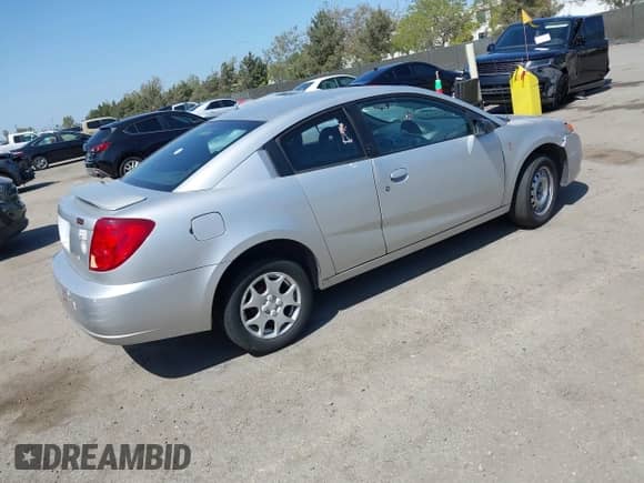 2004 Saturn ION ION 2 with VIN 1G8AN12F24Z158025, listed as a IAAI auction lot 42111234 with 113,450 mi miles and . Bid and sale history available at DreamBid. Image 4.
