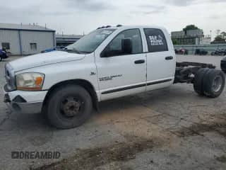2006 Dodge 3500 SLT with VIN 3D7ML48C06G245633, listed as a Copart auction lot 62521765 with 324,402 mi miles and Clean title. Bid and sale history available at DreamBid. Image 1.