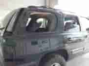 2002 Chevrolet Tahoe Z71 z VIN 1GNEK13ZX2R150624, wystawiony jako IAAI lot #42144745 z przebiegiem 345 288 mil mil oraz . Historia ofert i sprzedaży dostępna na DreamBid. Obrazek 6.