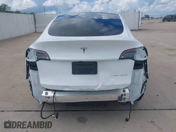 2023 Tesla Model Y Long Range с VIN 7SAYGDEE3PA131154, выставлен на аукционе IAAI как лот 43296131 с пробегом 26 783 миль миль и . История ставок и продаж доступна на DreamBid. Изображение 6.