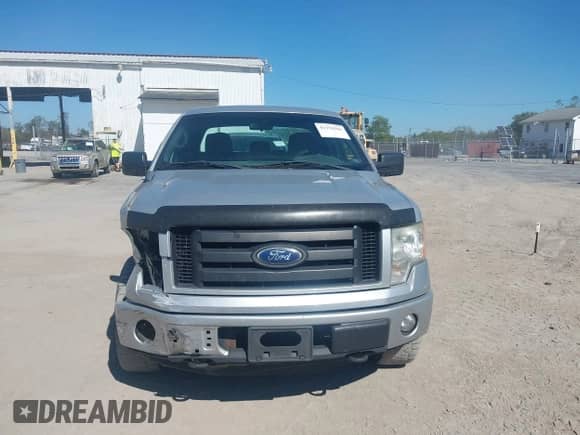2011 Ford F-150 XL z VIN 1FTFX1EF6BFA70661, wystawiony jako IAAI lot #43370266 z przebiegiem 207 166 mil mil oraz . Historia ofert i sprzedaży dostępna na DreamBid. Obrazek 12.