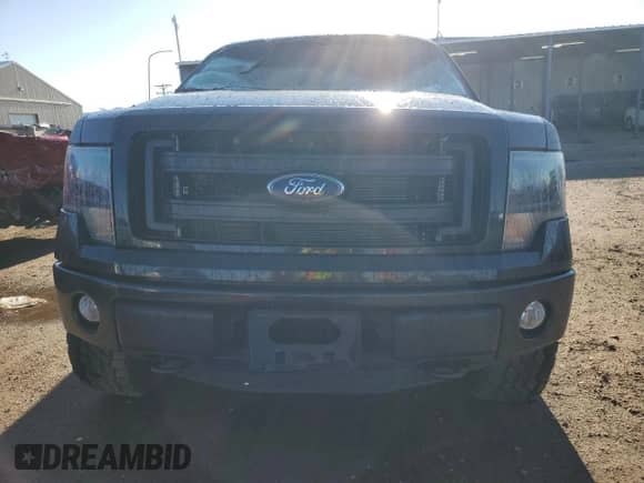 2013 Ford F-150 FX4 с VIN 1FTFW1EF0DKG01950, выставлен на аукционе Copart как лот 83990425 с пробегом 129 333 миль миль и Списание • Salvage title. История ставок и продаж доступна на DreamBid. Изображение 5.