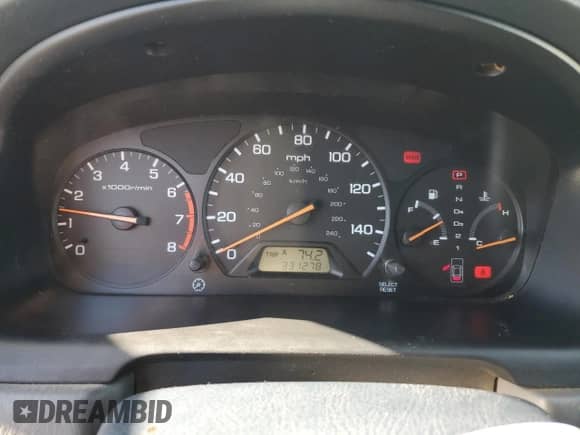 2002 Honda Accord LX с VIN JHMCG56462C001749, выставлен на аукционе Copart как лот 69690785 с пробегом 331 278 миль миль и Списание • Salvage title. История ставок и продаж доступна на DreamBid. Изображение 9.