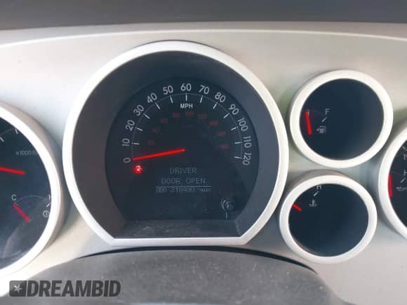 2008 Toyota Tundra Limited с VIN 5TBBV58108S520446, выставлен на аукционе IAAI как лот 41461273 с пробегом 218 480 миль миль и . История ставок и продаж доступна на DreamBid. Изображение 7.