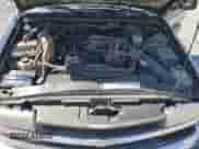 2000 Chevrolet Blazer LS z VIN 1GNCS13W3Y2297205, wystawiony jako Copart lot #52946885 z przebiegiem 204 232 mil mil oraz Szkoda całkowita • Salvage title. Historia ofert i sprzedaży dostępna na DreamBid. Obrazek 12.