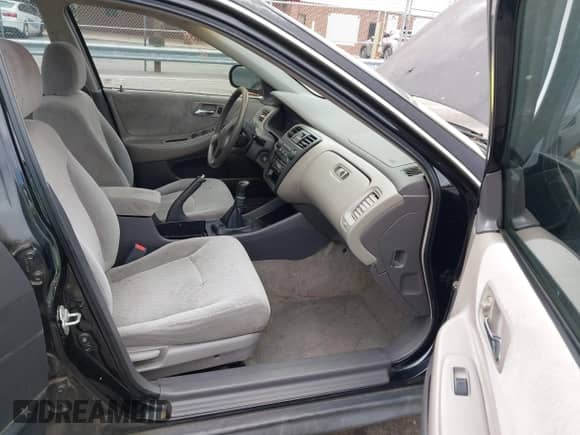 2002 Honda Accord LX с VIN 1HGCG55402A065849, выставлен на аукционе IAAI как лот 43422279 с пробегом 179 790 миль миль и . История ставок и продаж доступна на DreamBid. Изображение 5.