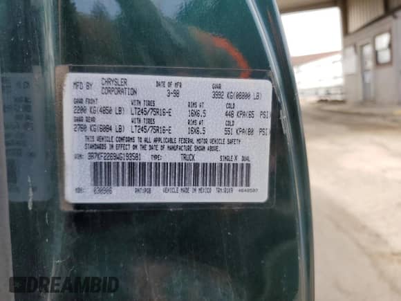 1998 Dodge RAM z VIN 3B7KF2269WG193581, wystawiony jako Copart lot #49373075 z przebiegiem Nie podano mil oraz Szkoda całkowita • Salvage title. Historia ofert i sprzedaży dostępna na DreamBid. Obrazek 12.