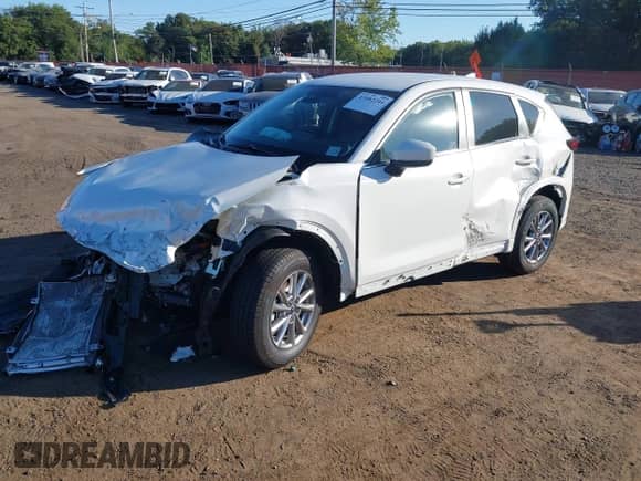 2025 Mazda CX-5 S Select with VIN JM3KFBBL0S0570018, listed as a IAAI auction lot 43082244 with 5,430 mi miles and . Bid and sale history available at DreamBid. Image 2.