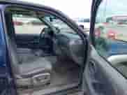 2002 Chevrolet TrailBlazer LS с VIN 1GNDT13S122427343, выставлен на аукционе IAAI как лот 42715044 с пробегом 160 157 миль миль и . История ставок и продаж доступна на DreamBid. Изображение 5.