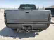 2000 Dodge 2500 z VIN 3B7KF2366YG114966, wystawiony jako Copart lot #61997115 z przebiegiem 268 722 mil mil oraz Szkoda całkowita • Salvage title. Historia ofert i sprzedaży dostępna na DreamBid. Obrazek 6.