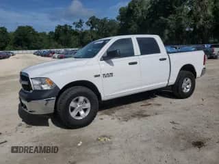 2015 Ram 1500 Tradesman z VIN 1C6RR7KT9FS526869, wystawiony jako Copart lot #60852955 z przebiegiem 75 135 mil mil oraz Szkoda całkowita • Salvage title. Historia ofert i sprzedaży dostępna na DreamBid. Obrazek 1.