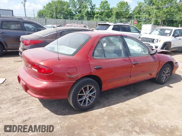 1997 Chevrolet Cavalier LS с VIN 1G1JF52T8V7280555, выставлен на аукционе IAAI как лот 42579611 с пробегом 109 835 миль миль и . История ставок и продаж доступна на DreamBid. Изображение 4.