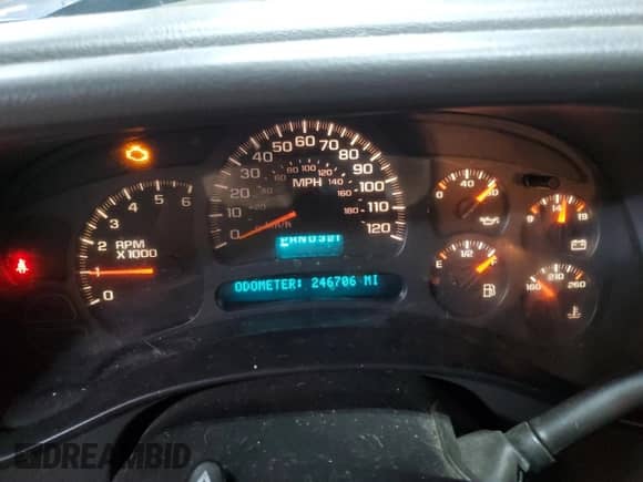 2004 Chevrolet Avalanche Z71 with VIN 3GNEK12T14G147546, listed as a Copart auction lot 80159585 with 246,706 mi miles and Clean title. Bid and sale history available at DreamBid. Image 9.