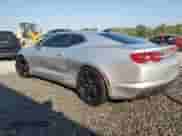 2019 Chevrolet Camaro 1LT z VIN 1G1FB1RS2K0149682, wystawiony jako Copart lot #70764175 z przebiegiem 48 605 mil mil oraz Szkoda całkowita • Salvage title. Historia ofert i sprzedaży dostępna na DreamBid. Obrazek 2.