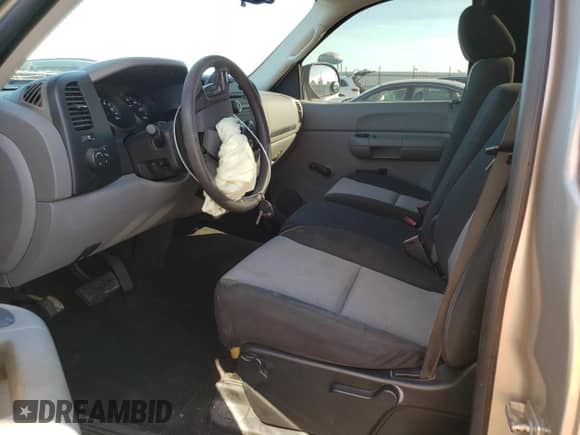 2007 GMC Sierra 1500 SLE1 с VIN 1GTEC14J07Z576084, выставлен на аукционе Copart как лот 73667554 с пробегом 138 262 миль миль и Списание • Salvage title. История ставок и продаж доступна на DreamBid. Изображение 7.