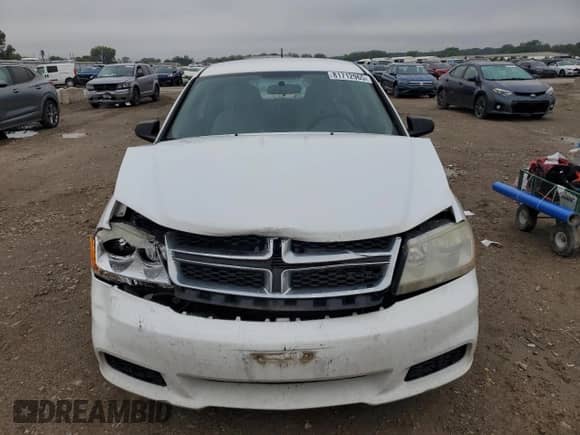 2012 Dodge Avenger SE z VIN 1C3CDZAB6CN147411, wystawiony jako Copart lot #81712965 z przebiegiem 214 093 mil mil oraz Szkoda całkowita • Salvage title. Historia ofert i sprzedaży dostępna na DreamBid. Obrazek 5.