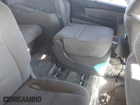 2012 Honda Odyssey EX с VIN 5FNRL5H46CB092207, выставлен на аукционе IAAI как лот 43312465 с пробегом 223 135 миль миль и . История ставок и продаж доступна на DreamBid. Изображение 8.