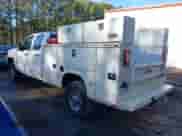 2019 Chevrolet Silverado 2500HD z VIN 2GB2KREG7K1219823, wystawiony jako IAAI lot #41363048 z przebiegiem 256 734 mil mil oraz . Historia ofert i sprzedaży dostępna na DreamBid. Obrazek 3.