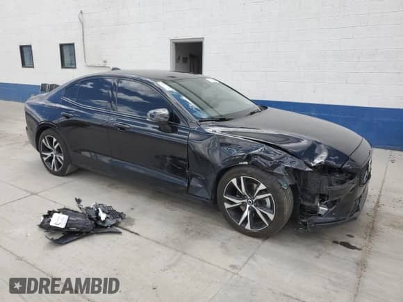 2024 Volvo S60 Plus Dark Theme с VIN 7JRL12FL3RG317705, выставлен на аукционе Copart как лот 57038095 с пробегом 16 784 миль миль и Списание • Salvage title. История ставок и продаж доступна на DreamBid. Изображение 4.