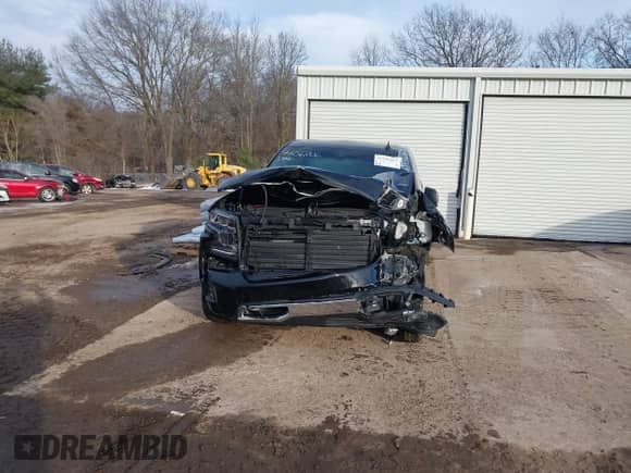 2022 Chevrolet Silverado 1500 High Country with VIN 3GCUYHEL8NG199801, listed as a IAAI auction lot 41256206 with 26,093 mi miles and . Bid and sale history available at DreamBid. Image 13.