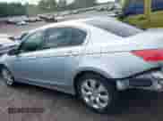 2008 Honda Accord EX-L с VIN JHMCP26818C012636, выставлен на аукционе IAAI как лот 42171692 с пробегом 183 907 миль миль и . История ставок и продаж доступна на DreamBid. Изображение 15.