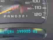 2006 GMC Sierra 1500 SL z VIN 2GTEC13V161241783, wystawiony jako IAAI lot #41910830 z przebiegiem 399 955 mil mil oraz . Historia ofert i sprzedaży dostępna na DreamBid. Obrazek 15.