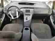 2015 Toyota Prius Two с VIN JTDKN3DU2F1986076, выставлен на аукционе Copart как лот 67066785 с пробегом 213 973 миль миль и Списание • Salvage title. История ставок и продаж доступна на DreamBid. Изображение 8.