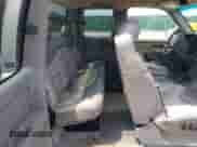 2002 GMC Sierra 1500 Denali z VIN 2GTFK69U621313333, wystawiony jako IAAI lot #42865188 z przebiegiem 200 820 mil mil oraz . Historia ofert i sprzedaży dostępna na DreamBid. Obrazek 8.