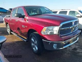 2017 Ram 1500 Big Horn z VIN 1C6RR6LT7HS657939, wystawiony jako IAAI lot #41235870 z przebiegiem 129 016 mil mil oraz . Historia ofert i sprzedaży dostępna na DreamBid. Obrazek 1.