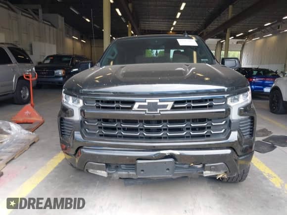 2022 Chevrolet Silverado 1500 RST with VIN 1GCUDEET8NZ622077, listed as a IAAI auction lot 42713780 with 46,022 mi miles and . Bid and sale history available at DreamBid. Image 12.