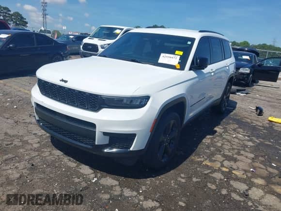 2021 Jeep Grand Cherokee Altitude with VIN 1C4RJKAG6M8151220, listed as a IAAI auction lot 42550472 with 67,741 mi miles and . Bid and sale history available at DreamBid. Image 2.