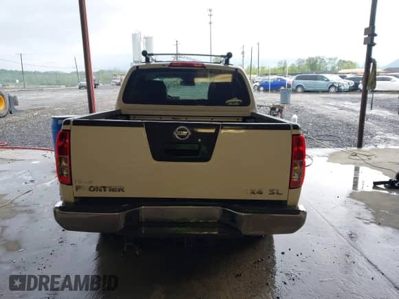 2011 Nissan Frontier Pro-4X z VIN 1N6AD0EV3BC409184, wystawiony jako IAAI lot #42122823 z przebiegiem 209 669 mil mil oraz . Historia ofert i sprzedaży dostępna na DreamBid. Obrazek 16.