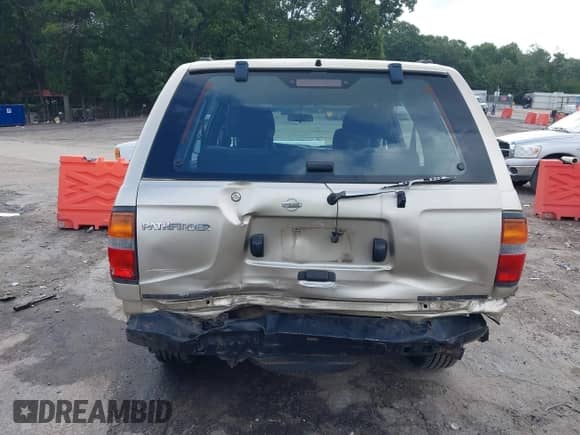 1997 Nissan Pathfinder XE with VIN JN8AR05Y9VW143241, listed as a IAAI auction lot 42978767 with 343,979 mi miles and . Bid and sale history available at DreamBid. Image 16.