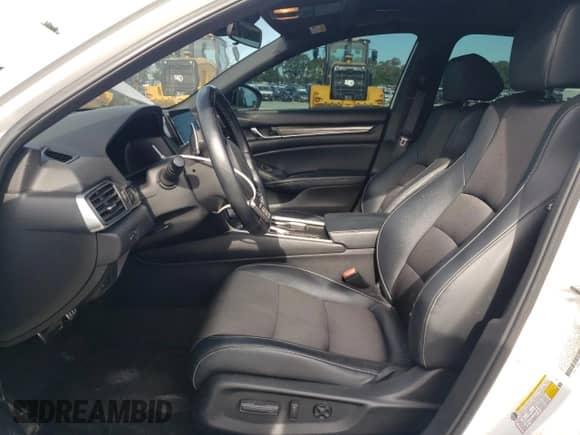 2018 Honda Accord Sport z VIN 1HGCV2F34JA025749, wystawiony jako Copart lot #71972515 z przebiegiem 141 749 mil mil oraz Szkoda całkowita • Salvage title. Historia ofert i sprzedaży dostępna na DreamBid. Obrazek 7.