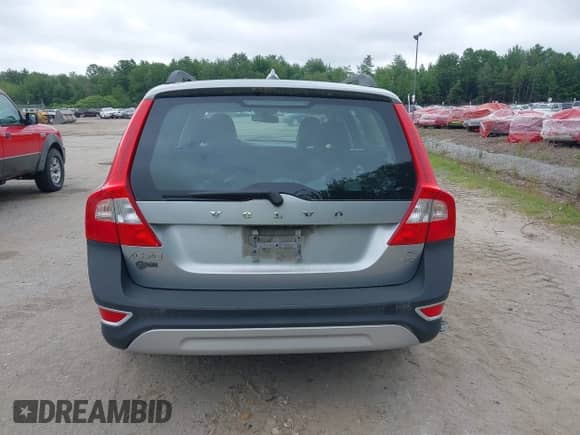 2009 Volvo XC70 3.2L с VIN YV4BZ982491049277, выставлен на аукционе IAAI как лот 42530412 с пробегом Не указан миль и . История ставок и продаж доступна на DreamBid. Изображение 15.