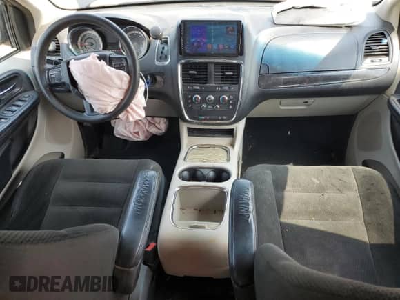 2016 Dodge Grand Caravan SXT z VIN 2C4RDGCG3GR336903, wystawiony jako Copart lot #64857405 z przebiegiem 121 969 mil mil oraz Szkoda całkowita • Salvage title. Historia ofert i sprzedaży dostępna na DreamBid. Obrazek 8.