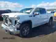 2025 GMC Sierra 1500 SLT z VIN 1GTUUDED4SZ265527, wystawiony jako IAAI lot #43580525 z przebiegiem 8 522 mil mil oraz . Historia ofert i sprzedaży dostępna na DreamBid. Obrazek 18.