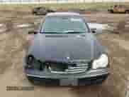 2004 Mercedes-Benz C 240 with VIN WDBRF81J54F458372, listed as a Copart auction lot 49205505 with 200,240 mi miles and Non repairable. Bid and sale history available at DreamBid. Image 5.