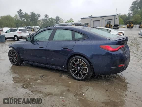 2022 BMW 4 Series M440i xDrive с VIN WBA13AW04NFM50227, выставлен на аукционе Copart как лот 55770745 с пробегом 36 788 миль миль и Списание • Salvage title. История ставок и продаж доступна на DreamBid. Изображение 2.
