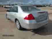 2007 Honda Accord LX with VIN 1HGCM66377A005174, listed as a IAAI auction lot 41098983 with 162,900 mi miles and . Bid and sale history available at DreamBid. Image 3.