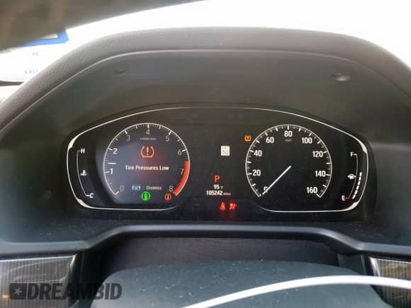 2018 Honda Accord Sport with VIN 1HGCV1F32JA092568, listed as a Copart auction lot 84208195 with 105,242 mi miles and Salvage title. Bid and sale history available at DreamBid. Image 9.