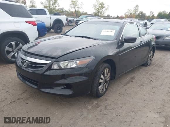 2012 Honda Accord LX-S z VIN 1HGCS1B39CA015827, wystawiony jako IAAI lot #43388583 z przebiegiem 126 790 mil mil oraz . Historia ofert i sprzedaży dostępna na DreamBid. Obrazek 2.