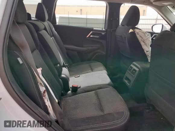 2024 Mitsubishi Outlander ES with VIN JA4J3UA83RZ026196, listed as a Copart auction lot 57175825 with 18,397 mi miles and Salvage title. Bid and sale history available at DreamBid. Image 11.